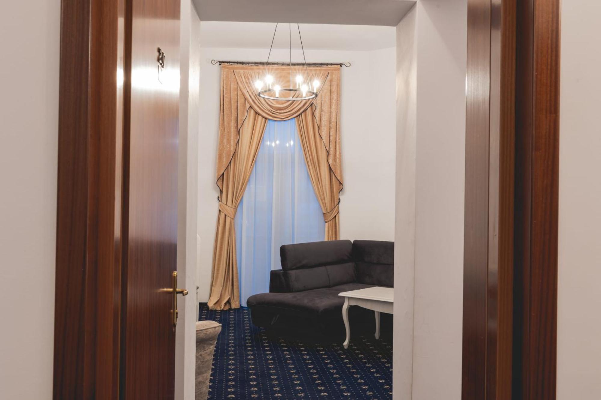 Hotel Carol - Vatra Dornei Luaran gambar