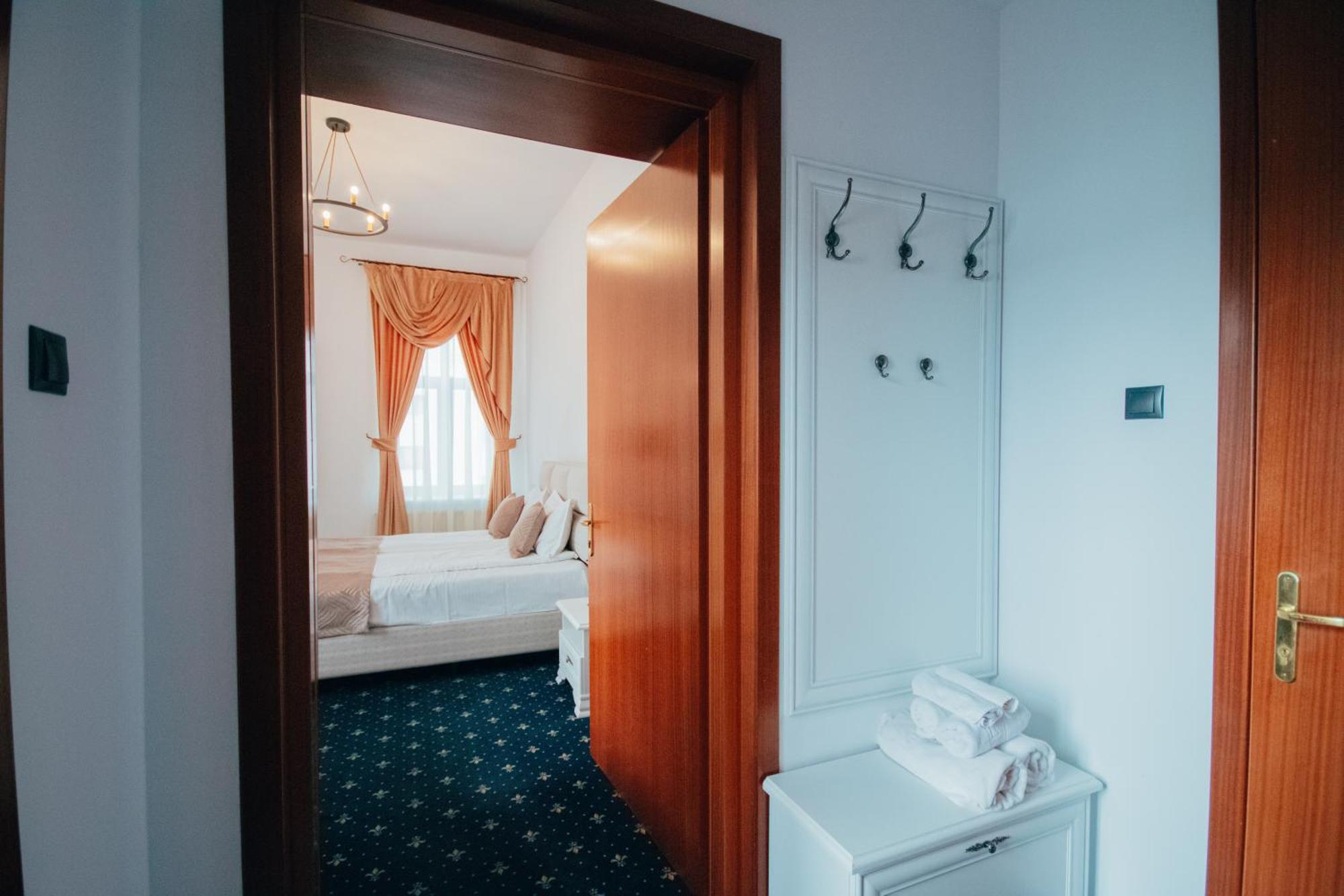 Hotel Carol - Vatra Dornei Luaran gambar