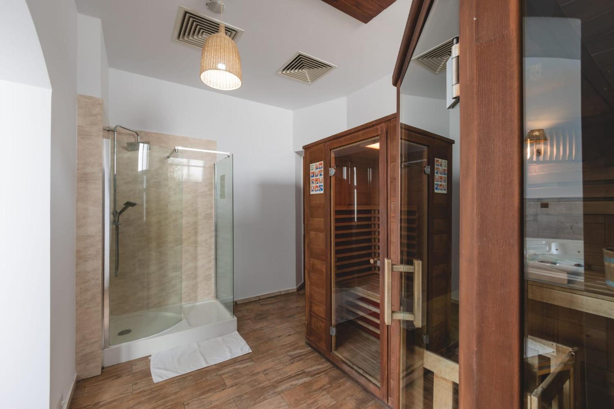 Hotel Carol - Vatra Dornei Luaran gambar